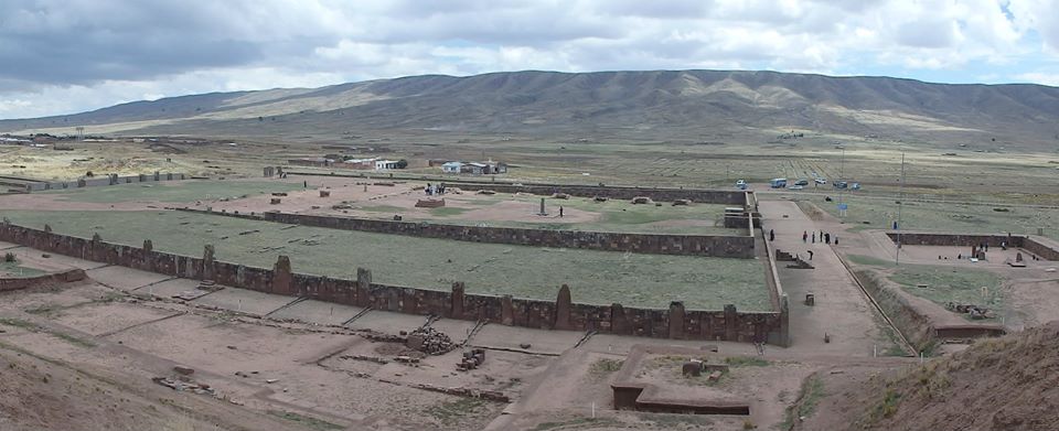 tiwanaku ruins